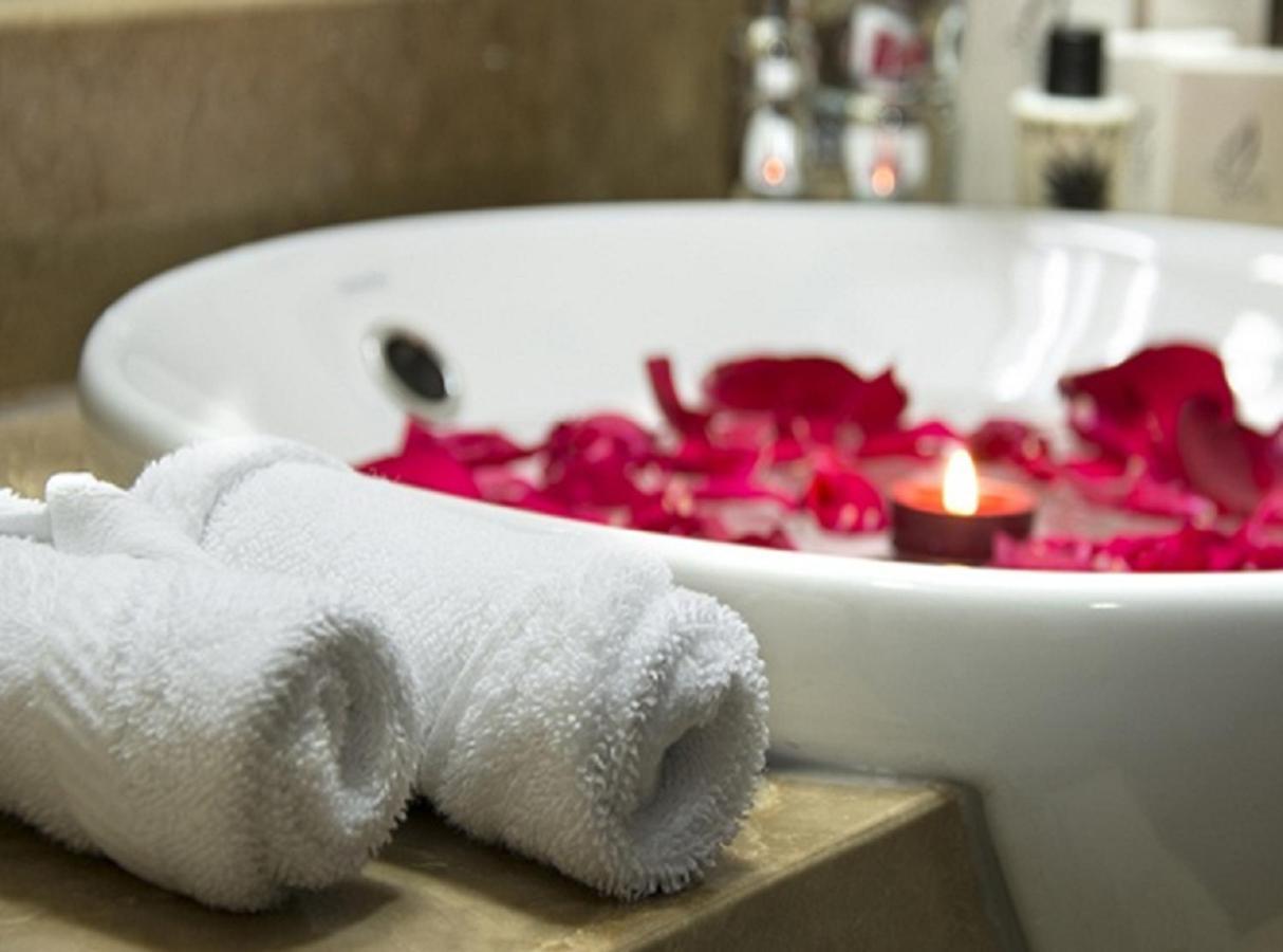 Mughal Suites Resü'l-Hayme Dış mekan fotoğraf